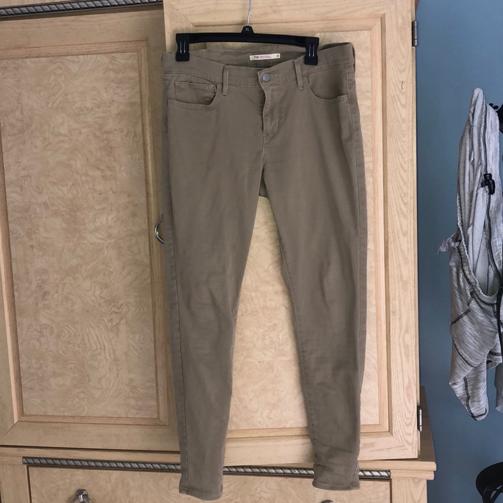 Skinny Khakis